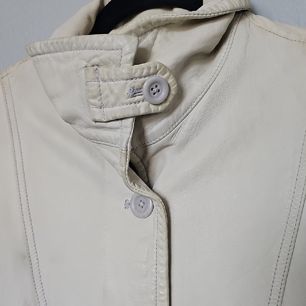 GAP Vintage Women's Beige Leather Button Up Jacket Large - Picture 8 of 13